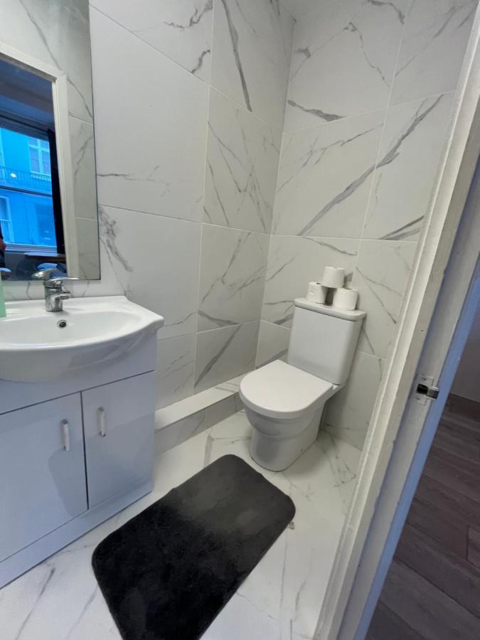 Studio One Charlotte Apartment Brighton Exterior photo